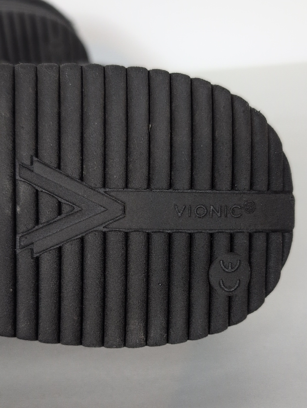 Vionic Mar Platform Sandals - Picture 10 of 12